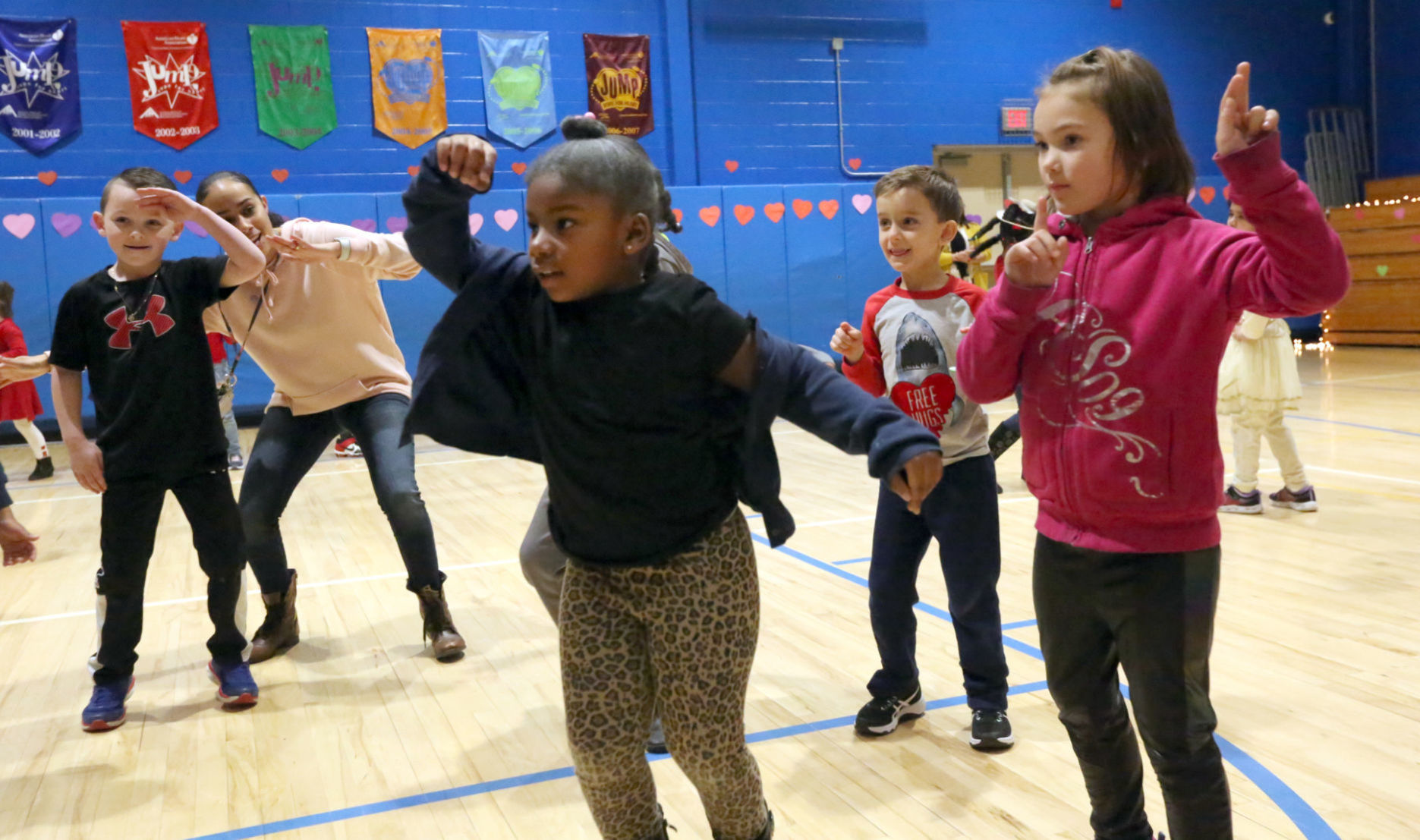 Marsh School dance and jump rope contest
